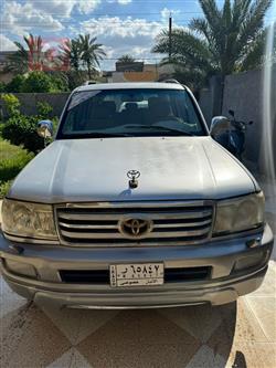 تويوتا لاندكروزر